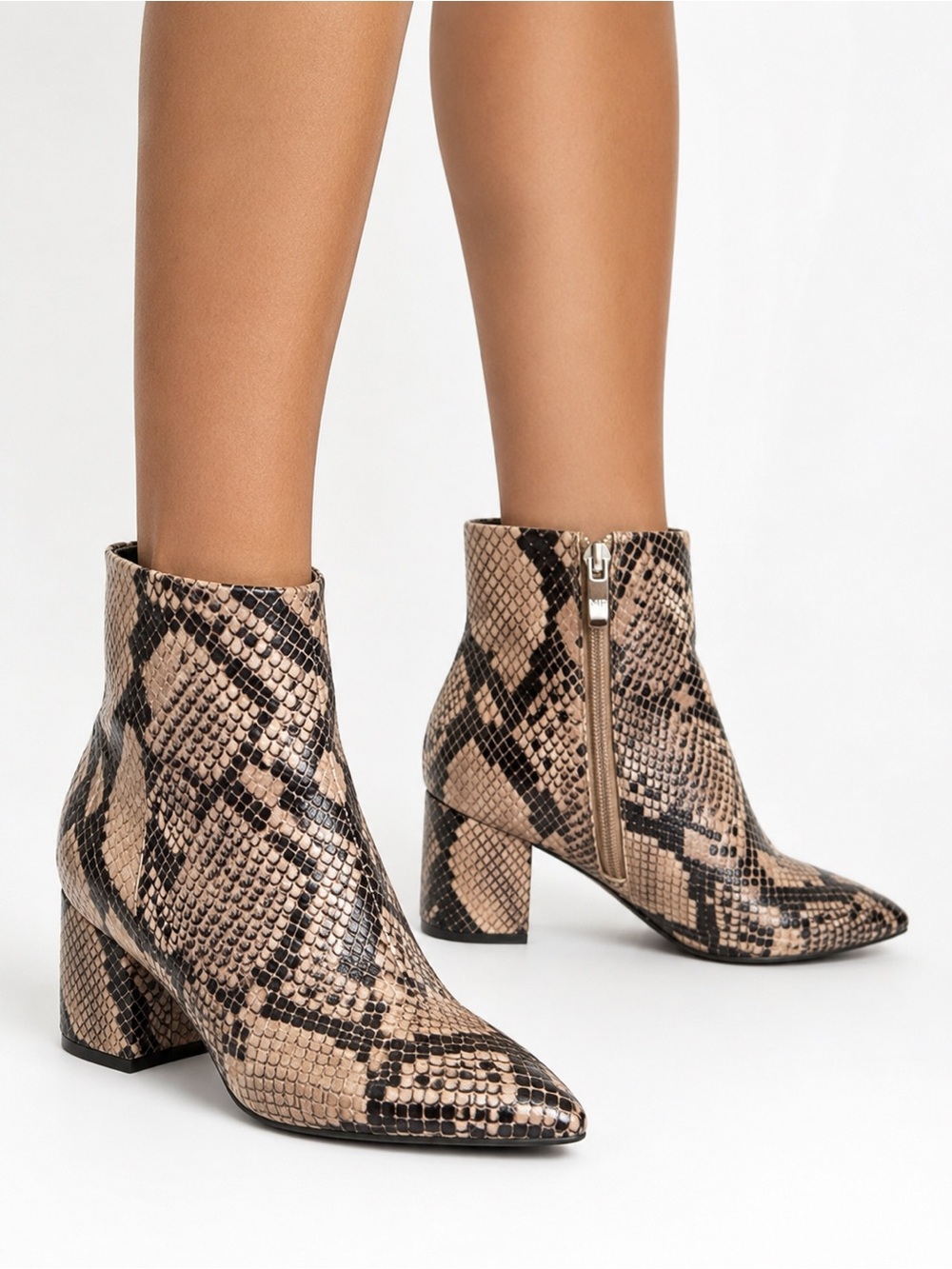 Marc Fisher Snakeskin Print Pointed Toe Side Zip Ankle Booties Size 6.5M